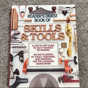 Reader's Digest Book of Skills & Tools - White/Cream Cover